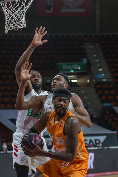 尤其是国足 尤其是国足