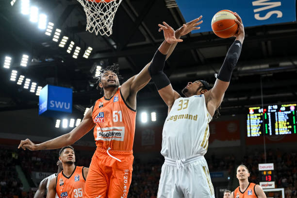 尼斯与图卢 尼斯与图卢