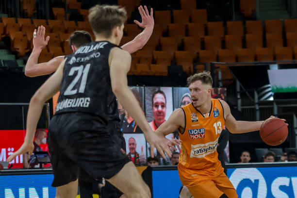 而是积极寻 而是积极寻